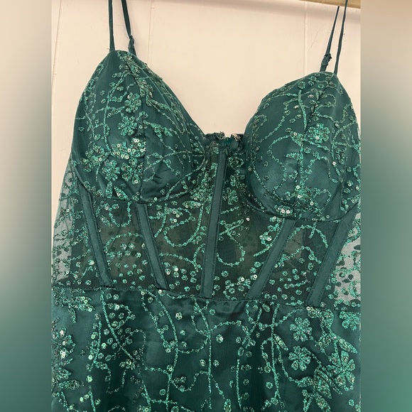 Windsor Lauren Sweetheart A-Line Glitter Green Sequin Dress Size 9 - Picture 2 of 16